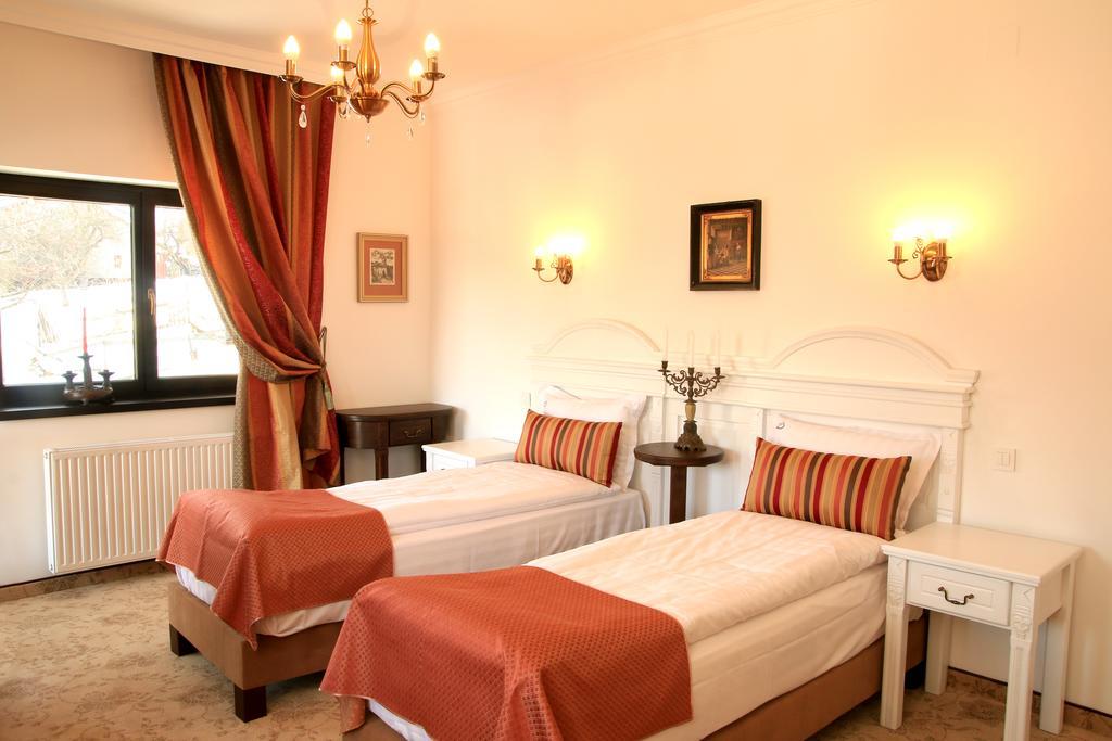 Hotel Conacul Bratescu Bran  Zimmer foto